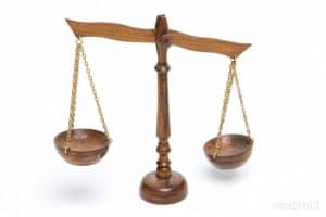 Voltamos ao esquema da balança e vamos equilibrar