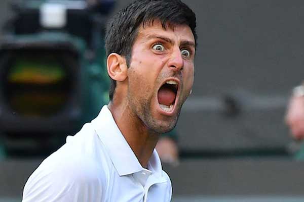 Novak Djokovic procura destacar-se da concorrência em Indian Wells
