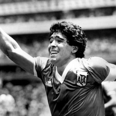Maradona sucumbe e deixa o Mundo em choque
