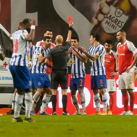 Porto e Braga empatam sob pano de enorme polémica de arbitragem